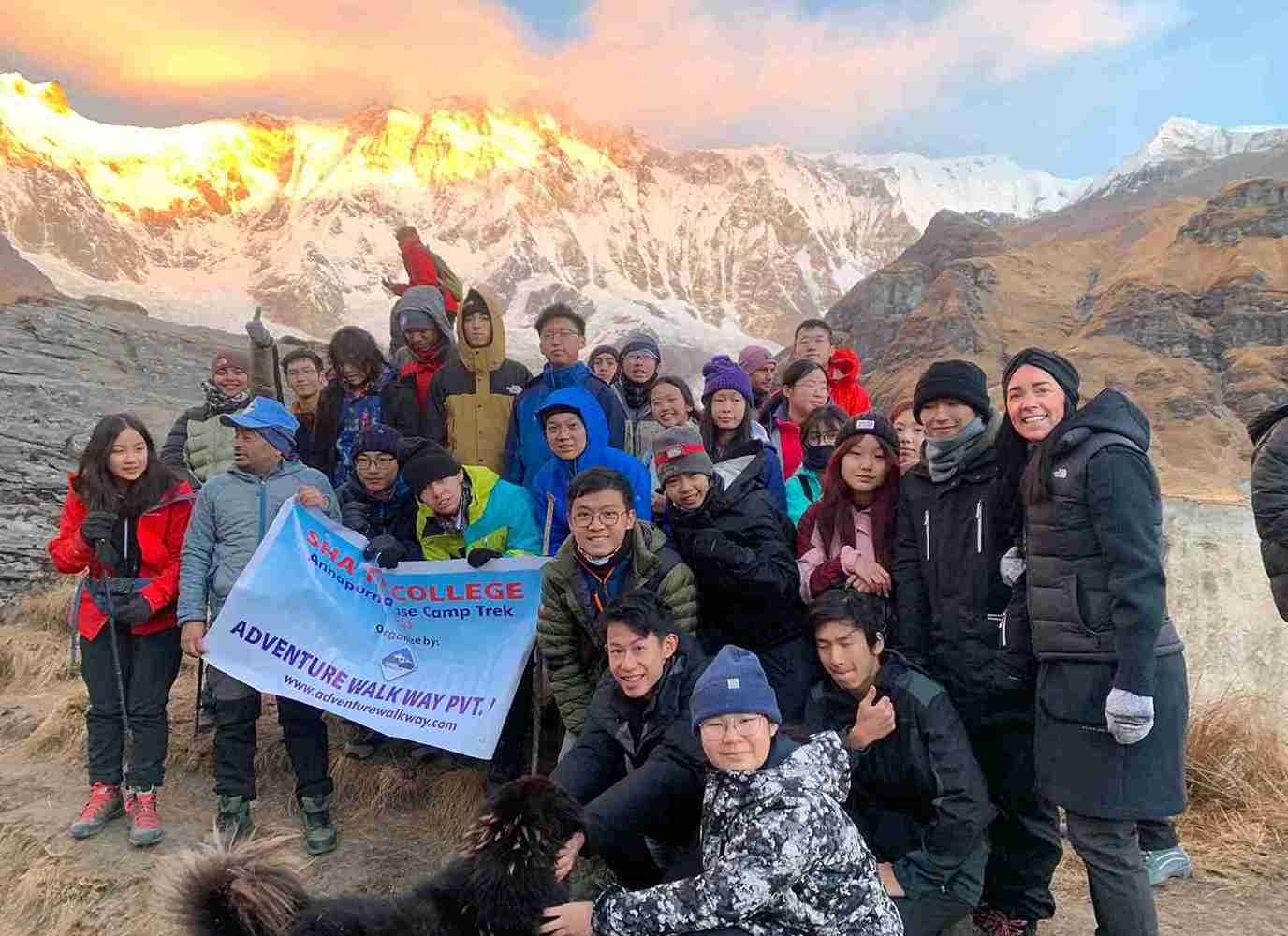 annapurna base camp trek with clients