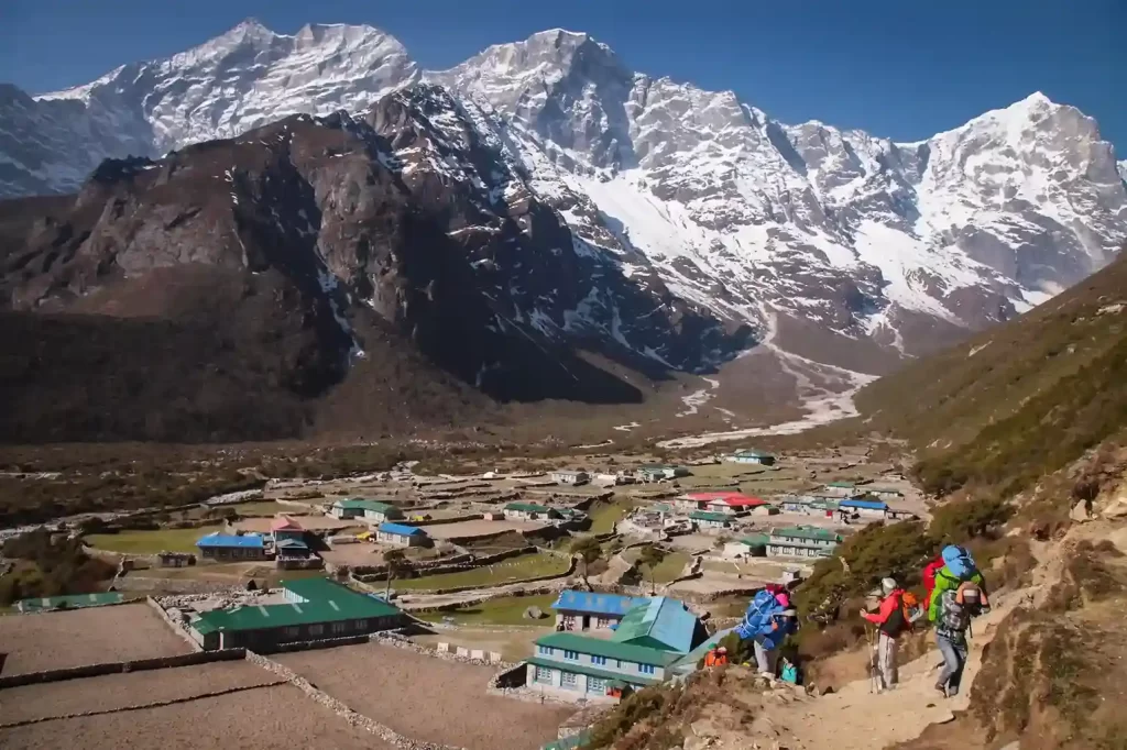 everest base camp trek village