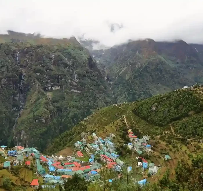 namche bazaar gateway to everest